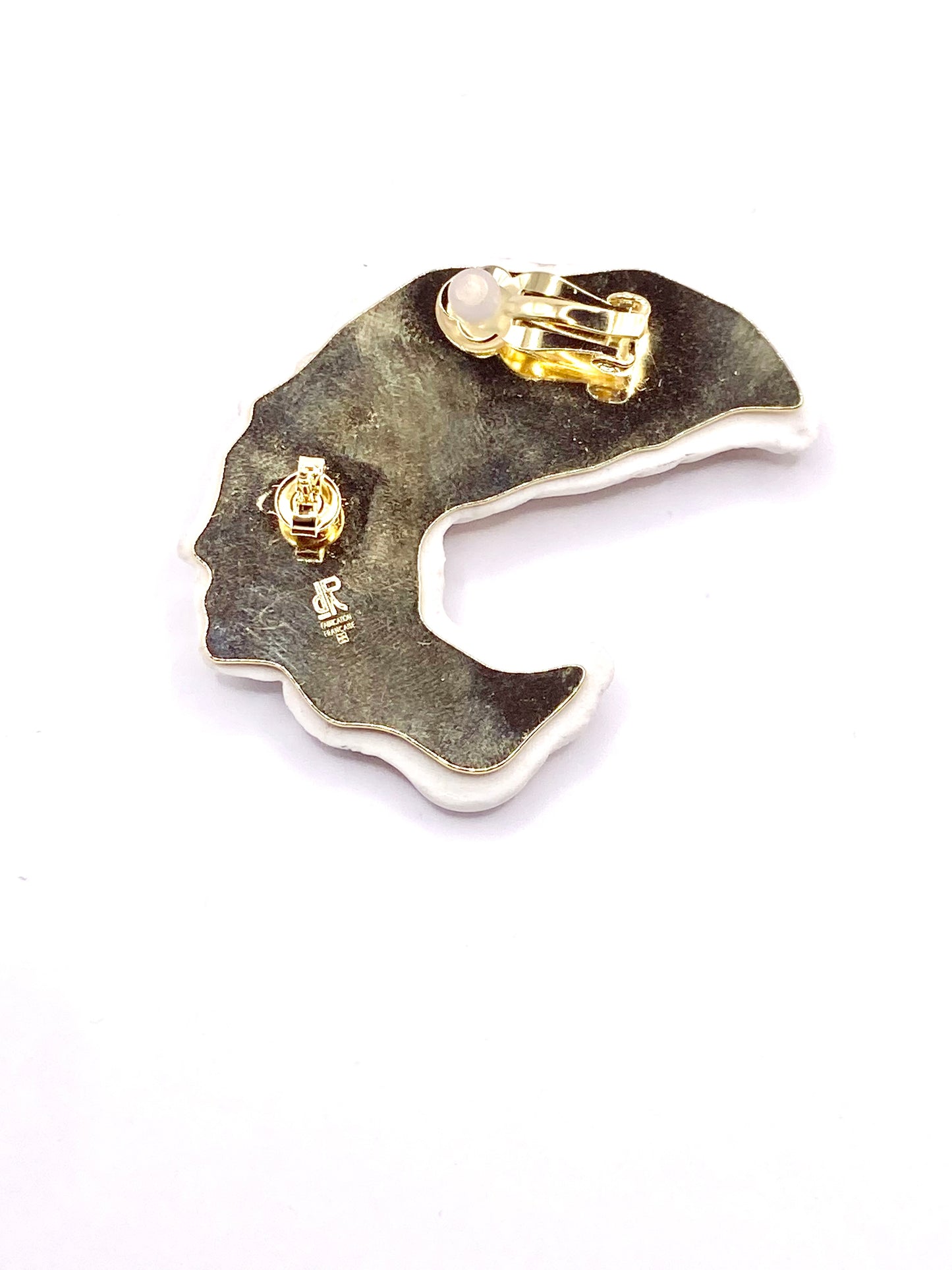 Sculpture d'oreille "Visage Volutes" - Black & White & Or