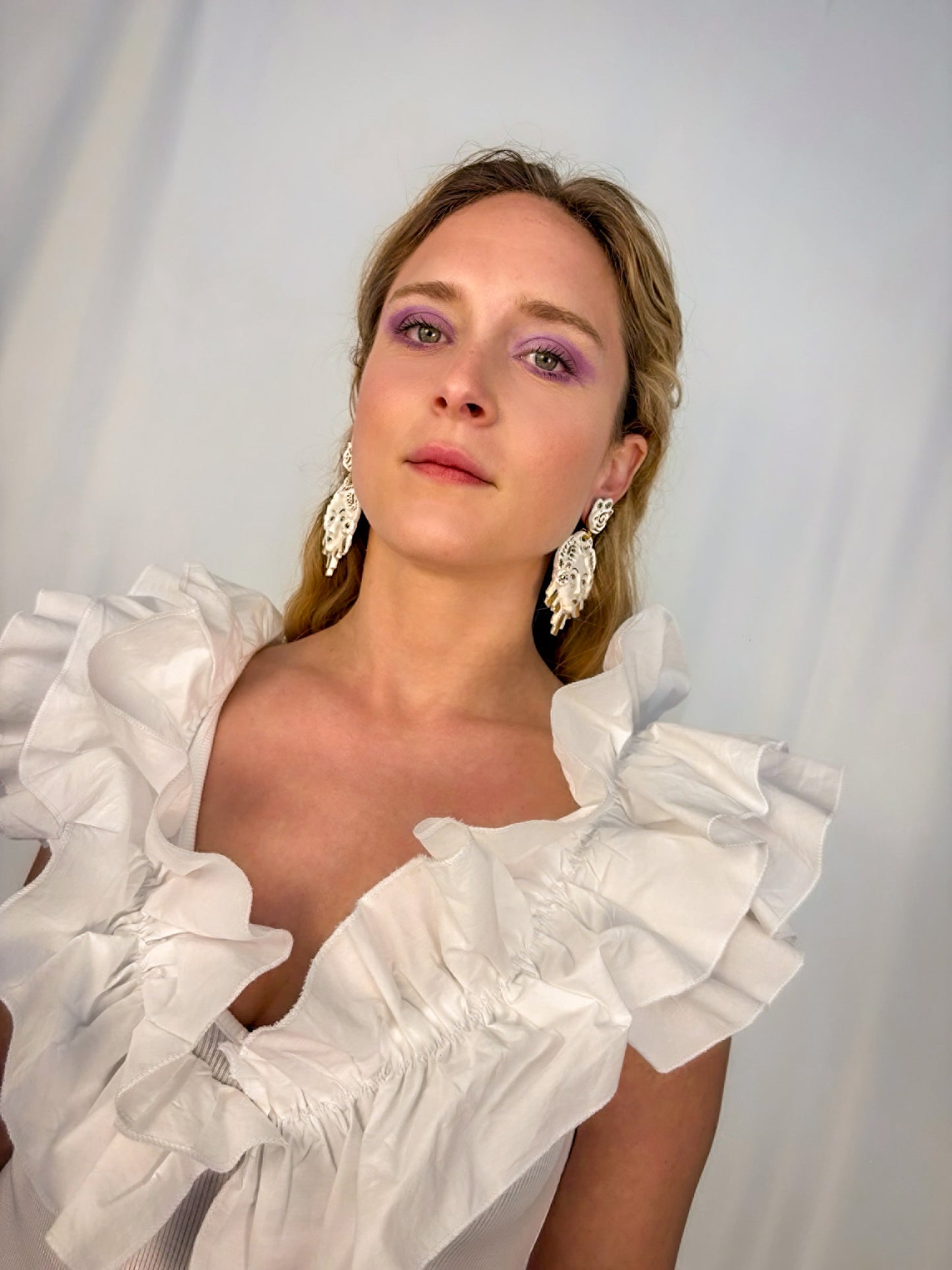 Mascaronne - The Earring - White & Gold