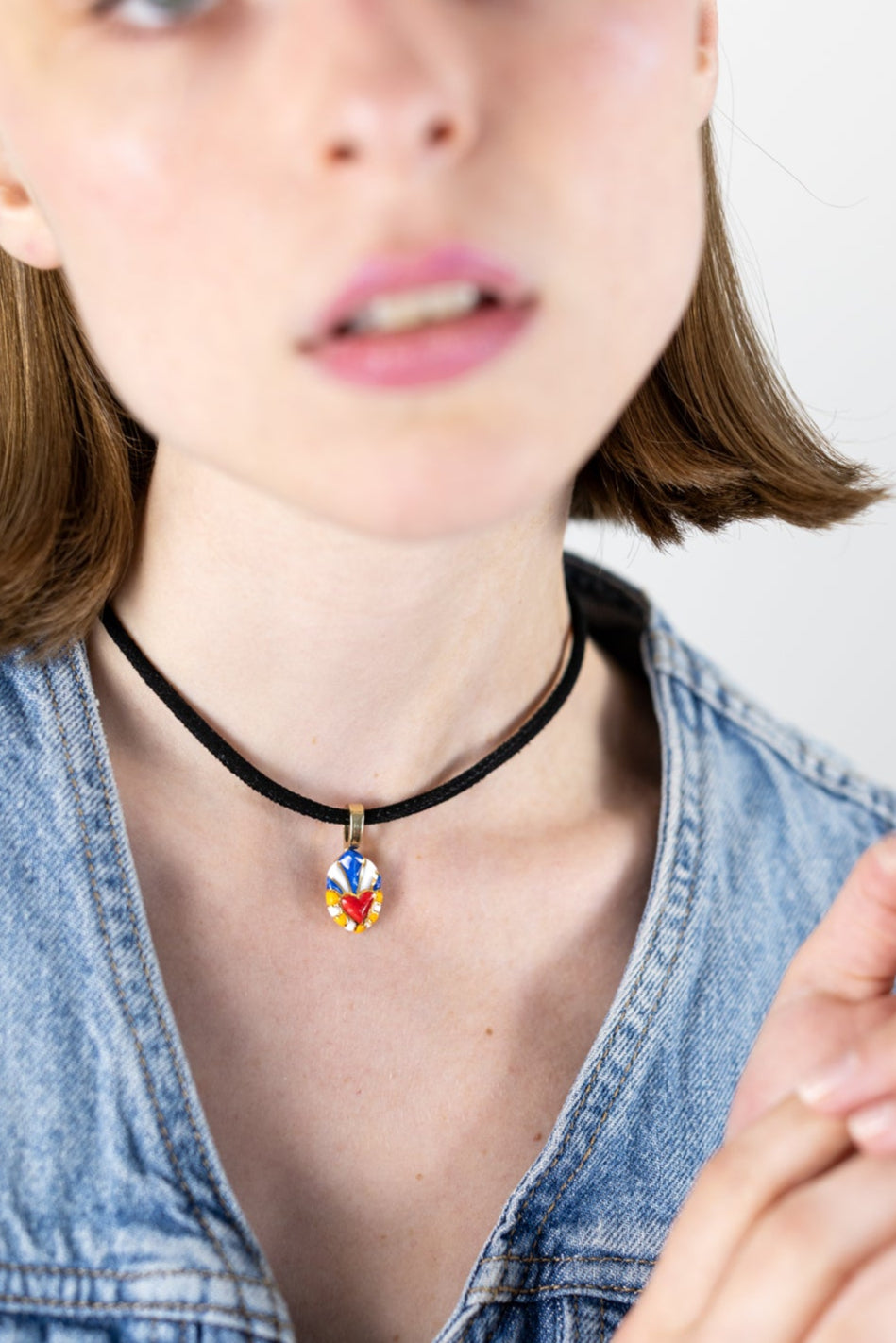 Sacred Heart - Suede Necklace - Sicily