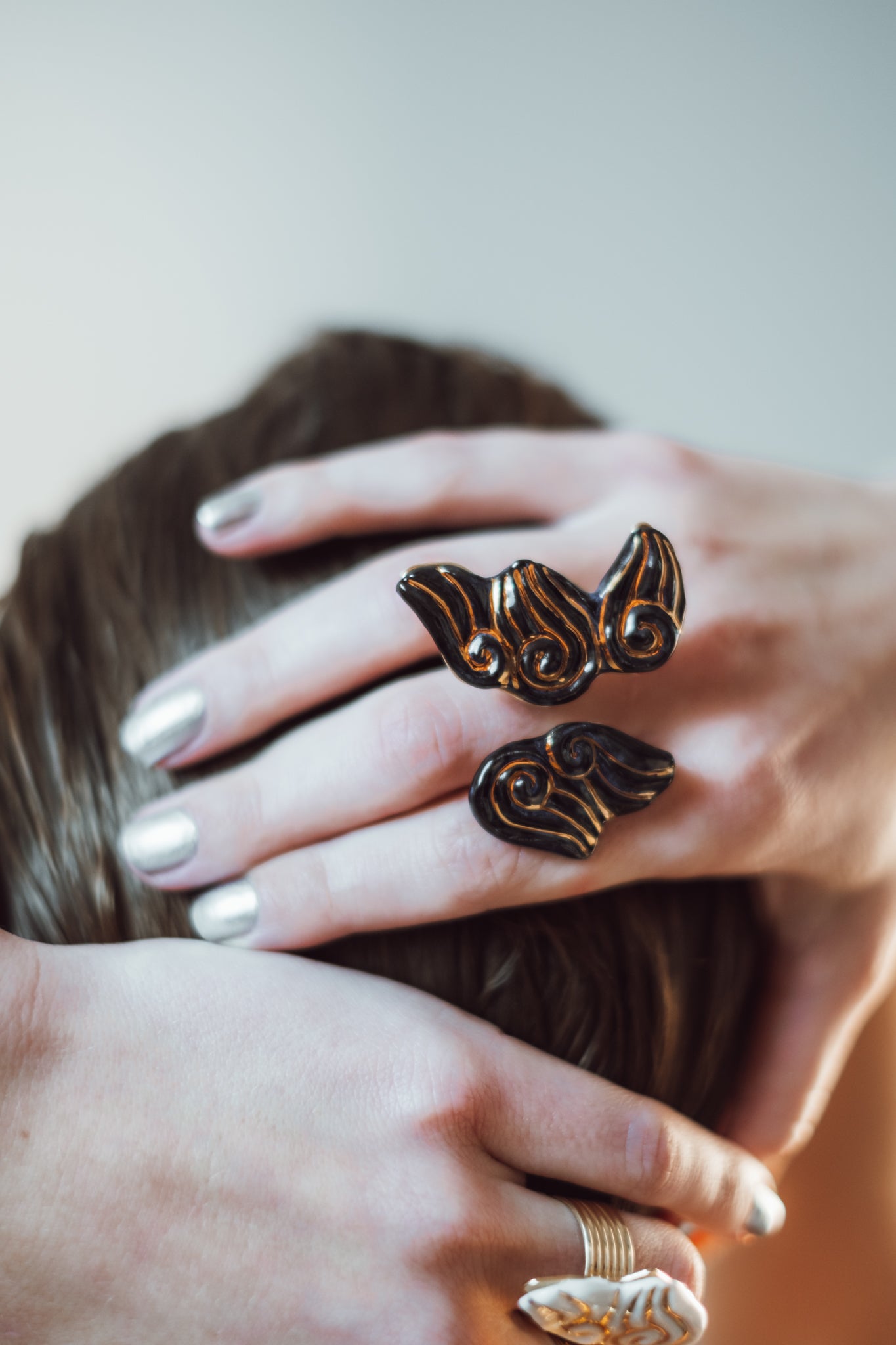 Grand bijou de main - Noir & Or
