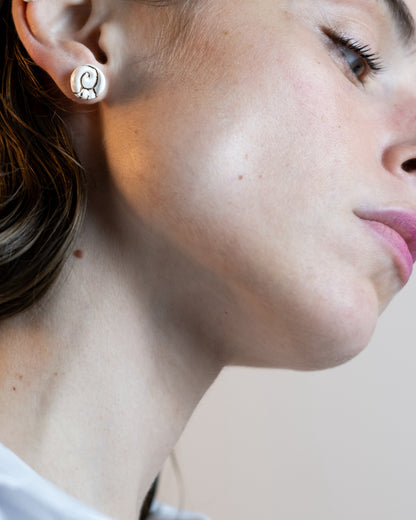 Puce d'oreille volute - Blanc & Or
