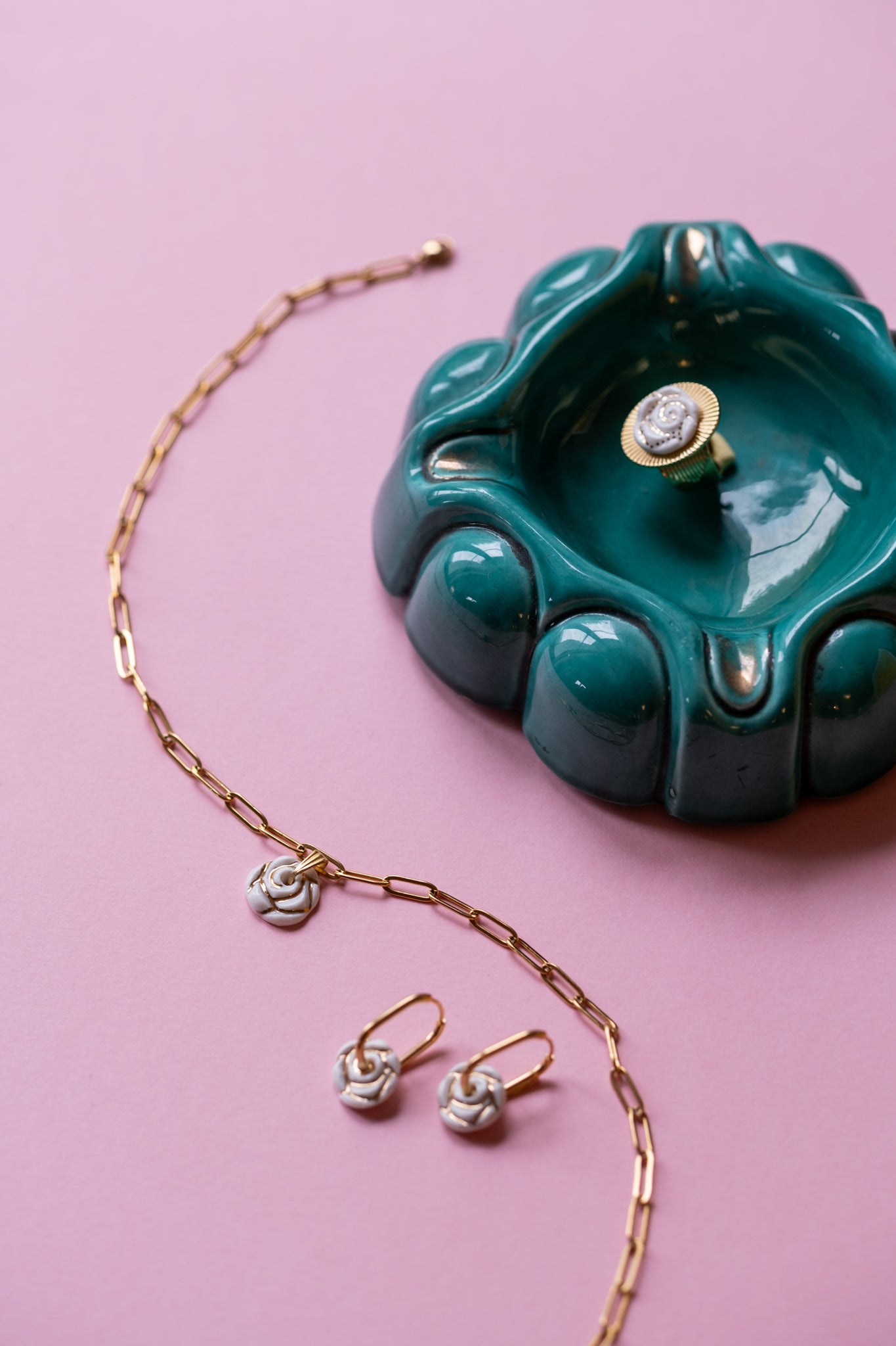 Rose d'Orient - The Necklace